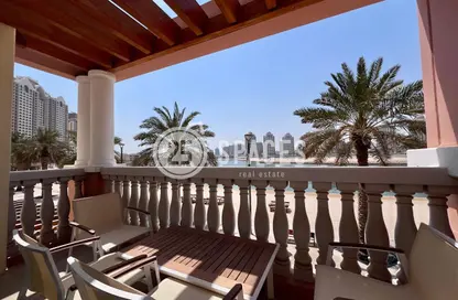 Townhouse - 1 Bedroom - 2 Bathrooms for rent in Viva East - Viva Bahriyah - The Pearl Island - Doha