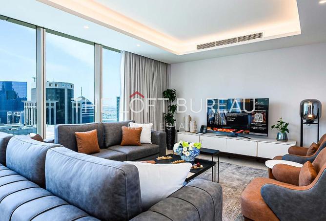 957575 - Property Image 2