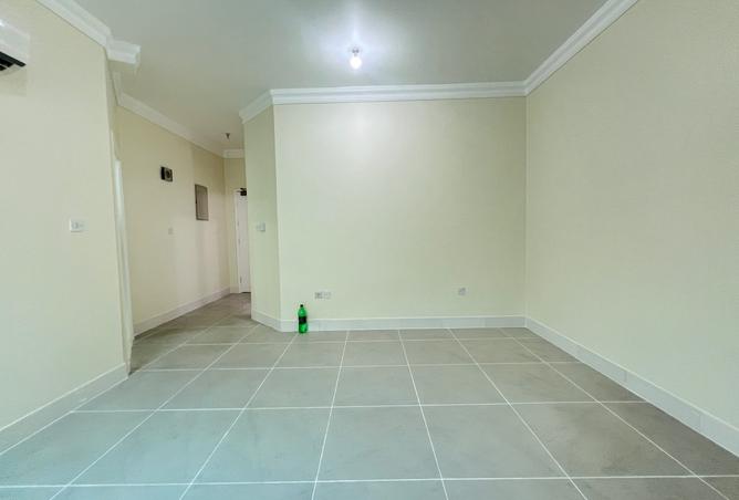 982829 - Property Image 3