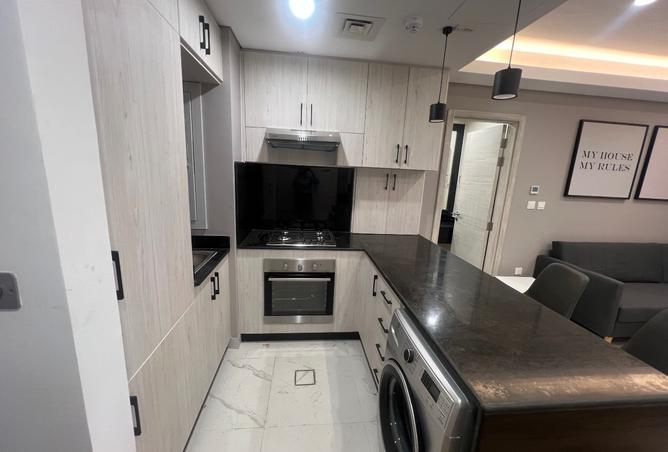 1002932 - Property Image 3