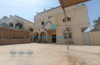 فيلا - 8 غرف نوم - 8 حمامات للبيع في العزيزية - العزيزية - الدوحة