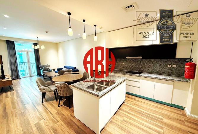 983273 - Property Image 2