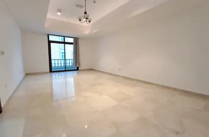 شقة - غرفة نوم - 2 حمامات للايجار في جنوب فوكس هيلس - فوكس هيلز - الوسيل