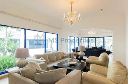 Villa - 5 Bedrooms - 6 Bathrooms for rent in West Bay Lagoon Villas - West Bay Lagoon - West Bay Lagoon - Doha