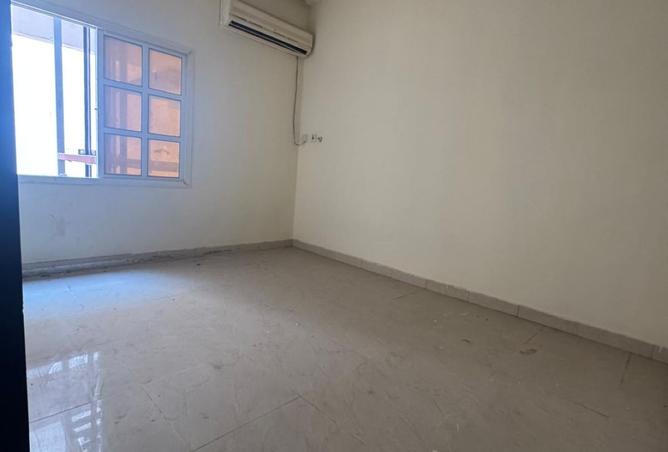 980467 - Property Image 2