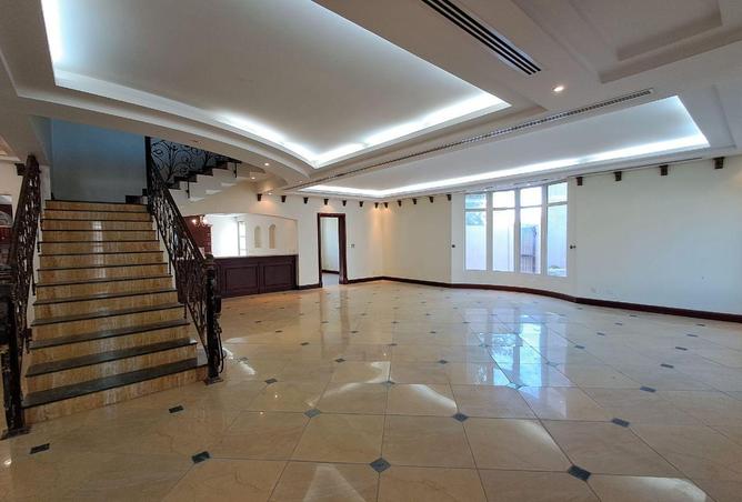 987872 - Property Image 3