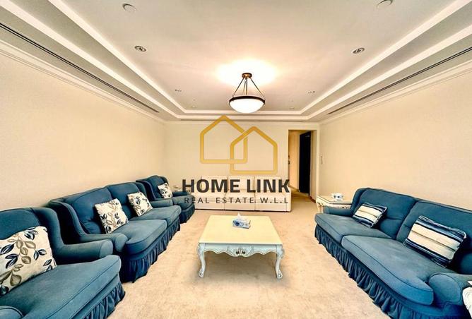 990533 - Property Image 3