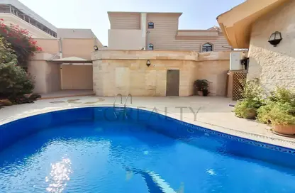 Villa - 4 Bedrooms - 4 Bathrooms for rent in Duhail Villas - Al Duhail - Doha
