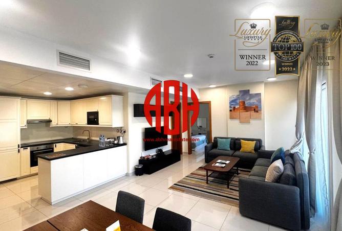 930494 - Property Image 2