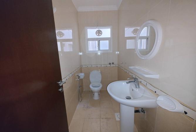 930048 - Property Image 3