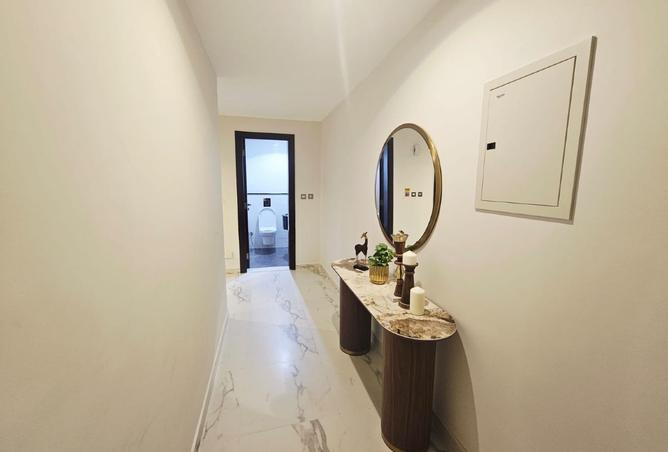 939808 - Property Image 3