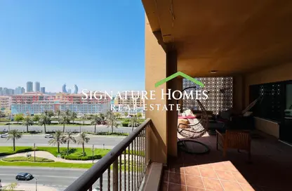 Apartment - 1 Bedroom - 2 Bathrooms for sale in Porto Arabia - The Pearl Island - Doha