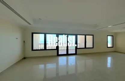 Apartment - 2 Bedrooms - 3 Bathrooms for sale in East Porto Drive - Porto Arabia - The Pearl Island - Doha
