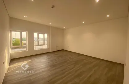 Apartment - 2 Bedrooms - 3 Bathrooms for rent in Fereej Kulaib - Doha