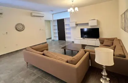 Compound - 2 Bedrooms - 2 Bathrooms for rent in Ain Khaled Villas - Ain Khaled - Doha