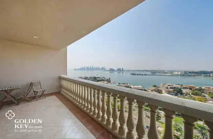 Apartment - 3 Bedrooms - 4 Bathrooms for sale in West Porto Drive - Porto Arabia - The Pearl Island - Doha
