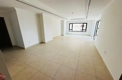 Apartment - 1 Bedroom - 1 Bathroom for rent in West Porto Drive - Porto Arabia - The Pearl Island - Doha