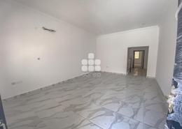 صورةغرفة فارغة لـ: فيلا - 7 غرف نوم - 8 حمامات للكراء في أم صلال علي - أم صلال على - الدوحة, صورة 1