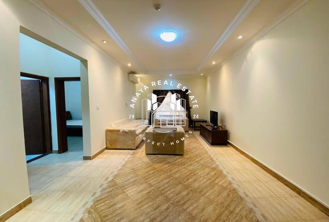 903318 - Property Image 2