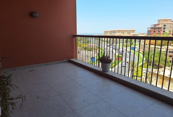 989643 - Property Main Image