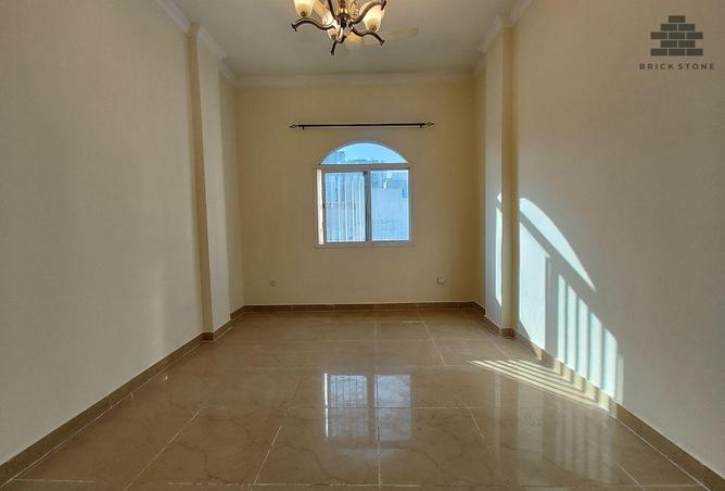 942437 - Property Image 3