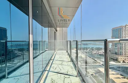 Apartment - 2 Bedrooms - 3 Bathrooms for rent in Marina Tower 23 - Marina District - Lusail