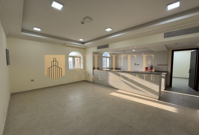 931472 - Property Image 2