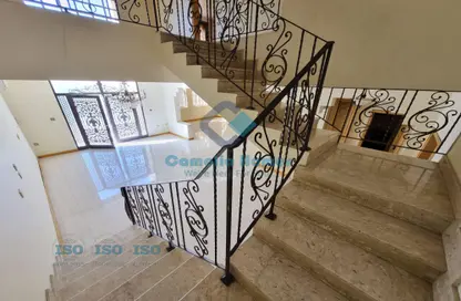 Stairs image for: Villa - 4 Bedrooms - 4 Bathrooms for rent in New Salata - New Salata - Salata - Doha, Image 1