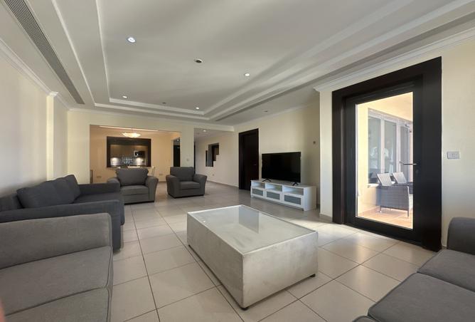 952996 - Property Image 2