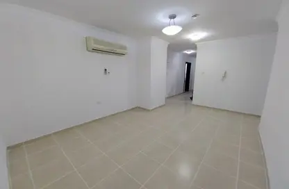 Apartment - 2 Bedrooms - 2 Bathrooms for rent in Old Airport Road - Old Airport Road - Doha
