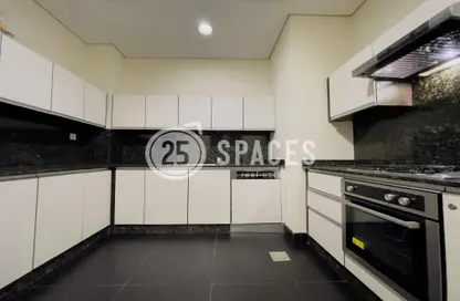 Apartment - 2 Bedrooms - 2 Bathrooms for rent in Marina Residences 195 - Marina District - Lusail