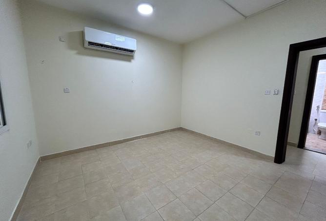 955893 - Property Image 3