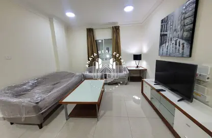 شقة - 3 غرف نوم - 3 حمامات للايجار في ام غويلينا - أم غويلينا - الدوحة