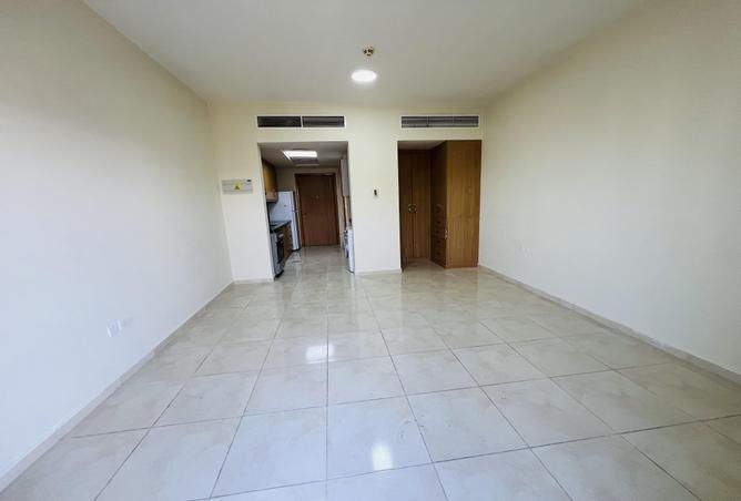 991681 - Property Image 3
