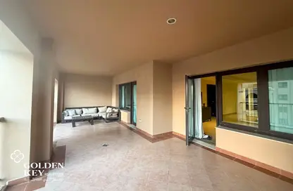Apartment - 1 Bedroom - 2 Bathrooms for rent in West Porto Drive - Porto Arabia - The Pearl Island - Doha