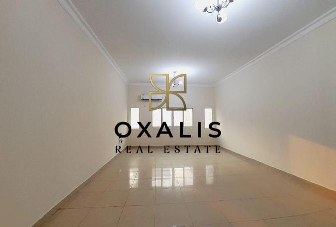 973953 - Property Image 2