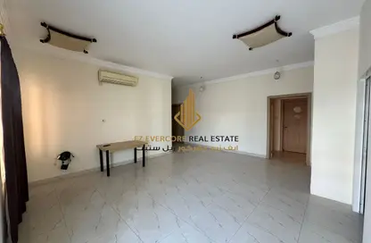 Villa - 6 Bedrooms - 5 Bathrooms for rent in Down Town - Down Town - Al Khor