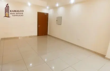 Apartment - 2 Bedrooms - 2 Bathrooms for rent in Al Mansoura - Al Mansoura - Doha