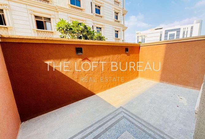 975426 - Property Image 2