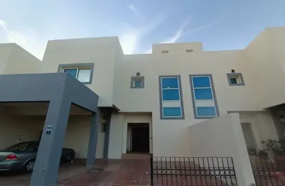 Compound - 3 Bedrooms - 4 Bathrooms for rent in Al Nasr Street - Al Nasr - Doha