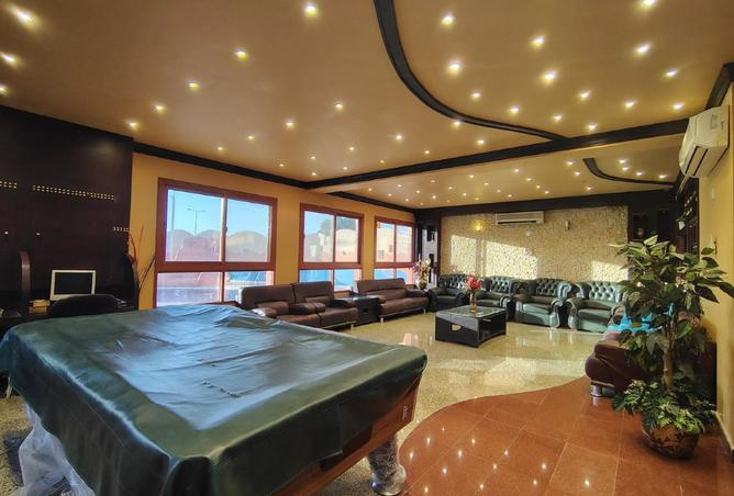 929343 - Property Image 3