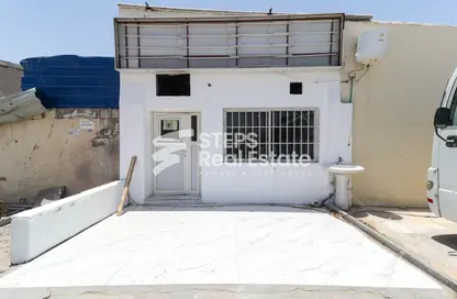 Shop - Studio for rent in Industrial Area 1 - Industrial Area - Doha