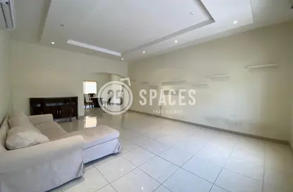 Villa - 3 Bedrooms - 4 Bathrooms for rent in La Verna Compound - Muraikh - AlMuraikh - Doha