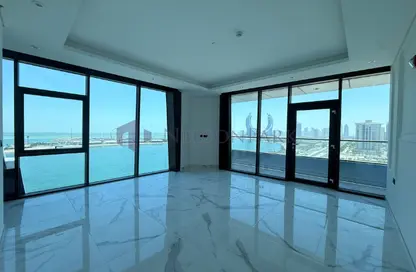 Apartment - 2 Bedrooms - 3 Bathrooms for rent in Marina Tower 02 - Marina District - Lusail