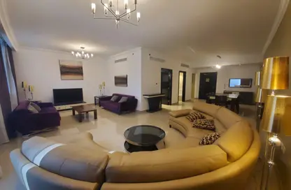 Apartment - 2 Bedrooms - 3 Bathrooms for rent in West Bay Tower - West Bay - West Bay - Doha