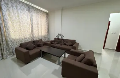 Apartment - 2 Bedrooms - 2 Bathrooms for rent in Thabit Bin Zaid Street - Al Mansoura - Doha