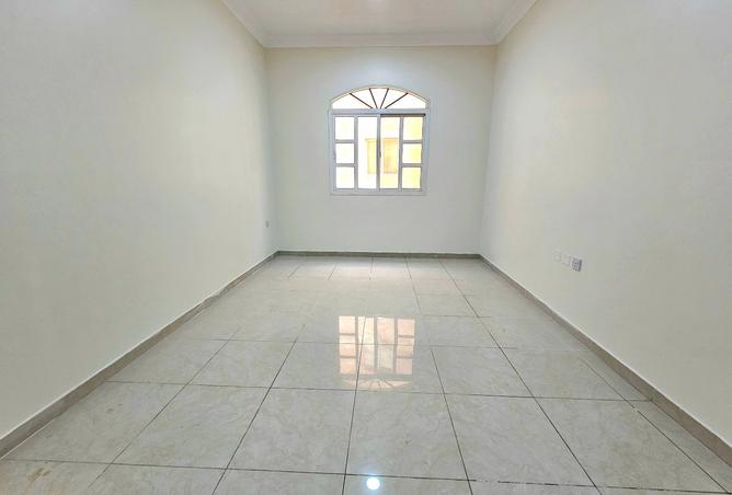 929756 - Property Image 3