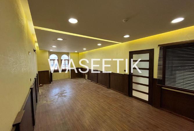 994758 - Property Main Image