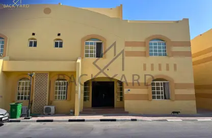 Villa - 5 Bedrooms - 4 Bathrooms for rent in Ain Khaled Villas - Ain Khaled - Doha