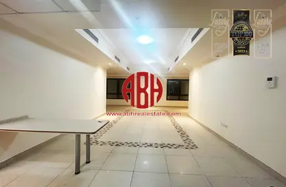 Apartment - 1 Bathroom for rent in Marina Gate - Porto Arabia - The Pearl Island - Doha